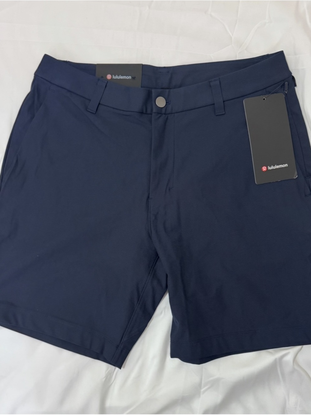 Lululemon Men's Navy Performance Shorts Size 31 NWT